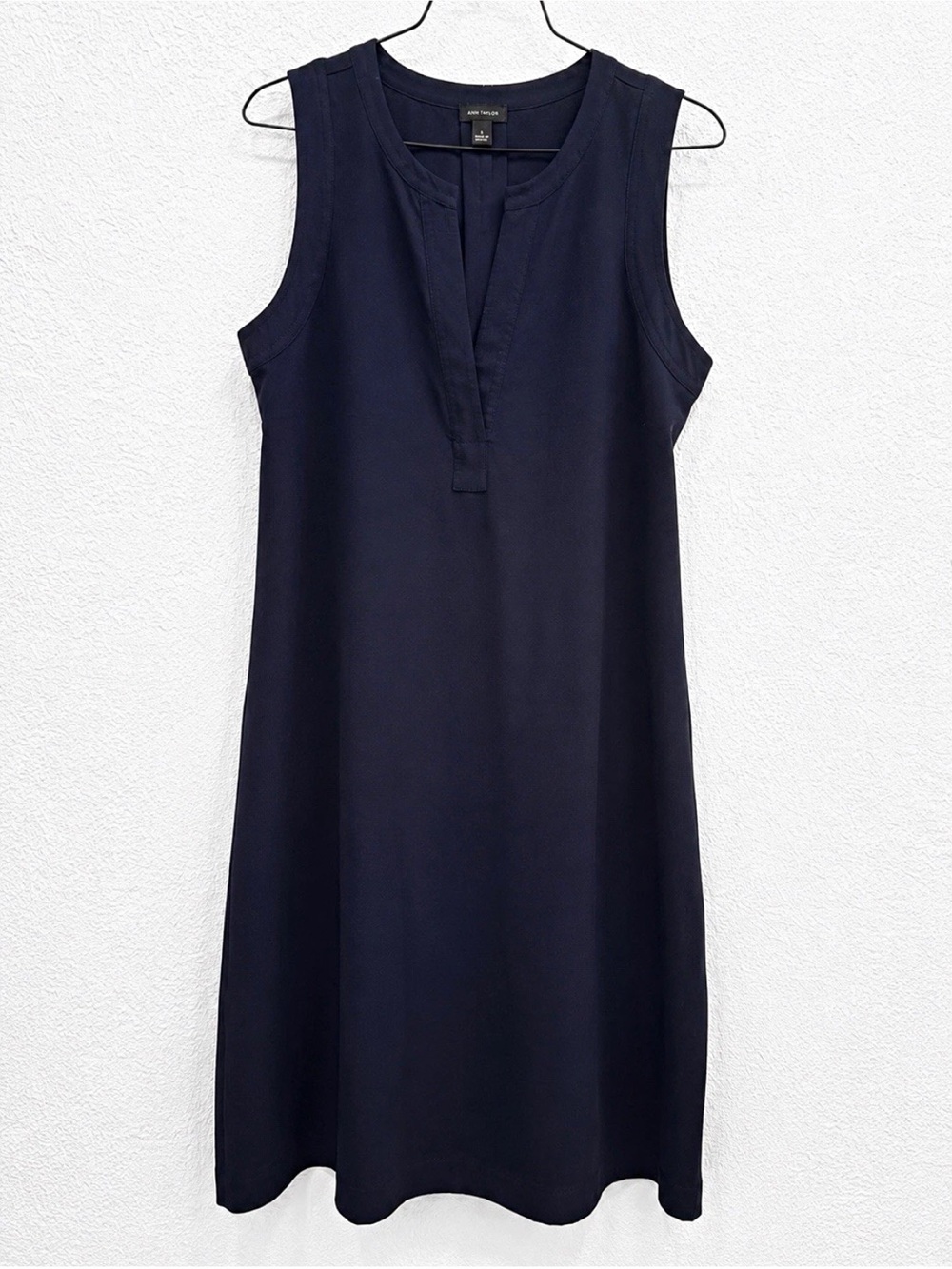 Ann Taylor Sleeveless Navy Maxi Dress
